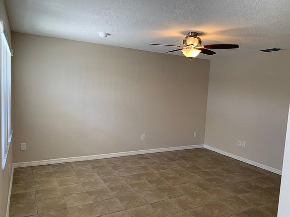 2nd image of 500 N Saturn Ave