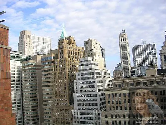 Rented by New York Residence | media 32