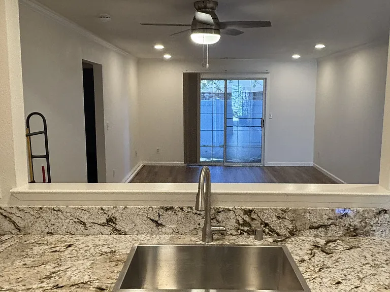 2400 Eilers Ln #0 — Photo 3