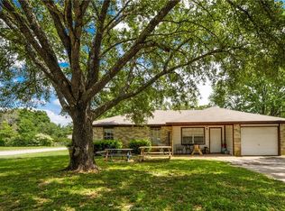 2415 Hardwood Dr, Bryan, TX 77803