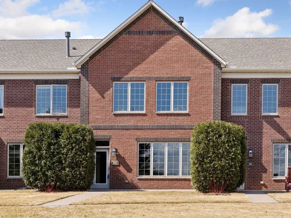 395 Valley Cmns, Hudson, WI 54016