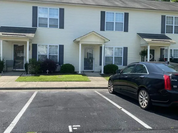 4242 Dudleys Grant Dr, Winterville, NC 28590