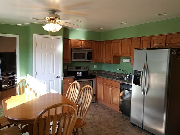 5th image of 965 Villa Dr