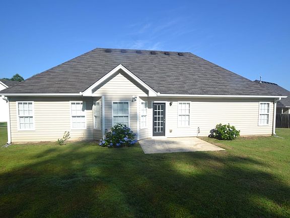 5th image of 610 Aristocrat Dr