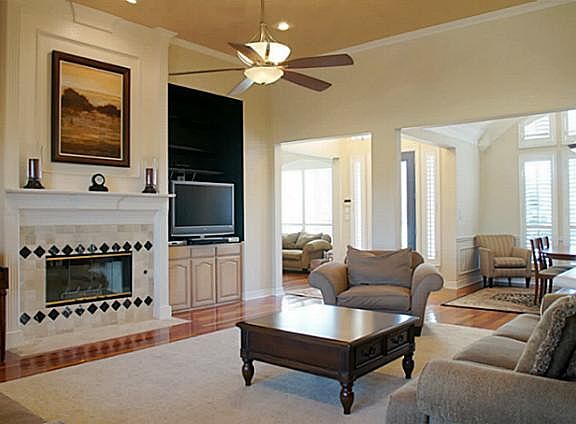 3rd image of 501 Beacon Hill Dr