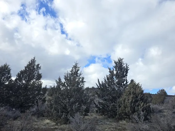 5 Drews Rd, Sprague River, OR 97639