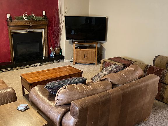 2nd image of 2805 Selvig Ln