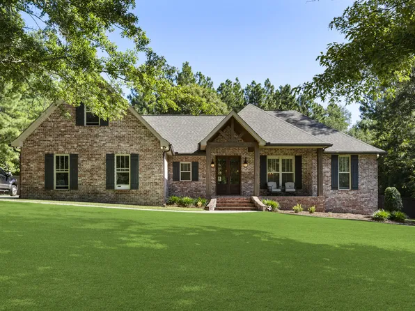 42 W Crockett Dr, Sumrall, MS 39482