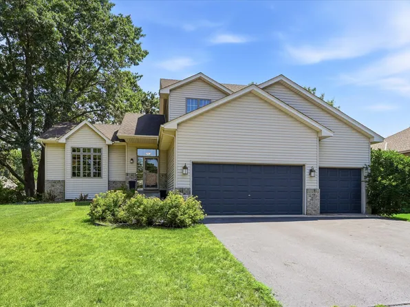 15921 Xeon St NW, Andover, MN 55304