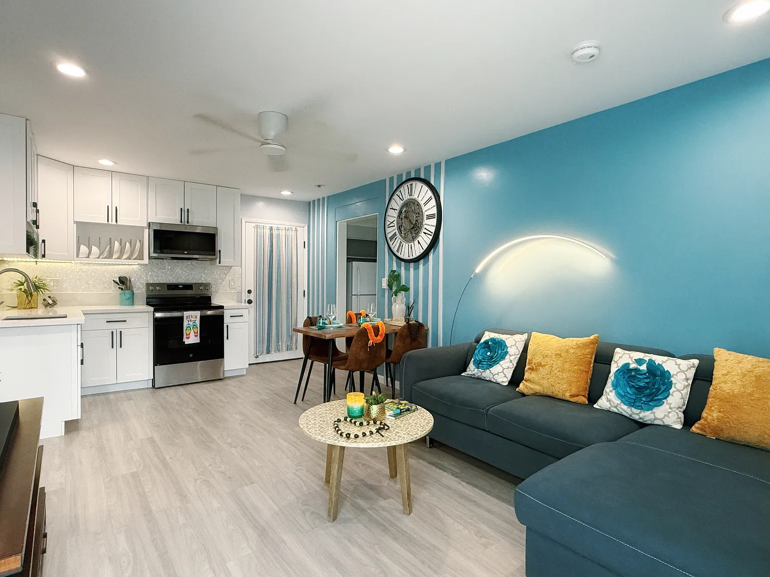 3368 Maunaloa Ave — Photo 1