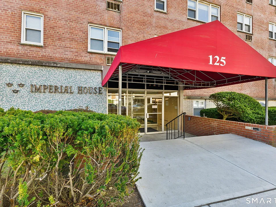 125 Prospect St #2D