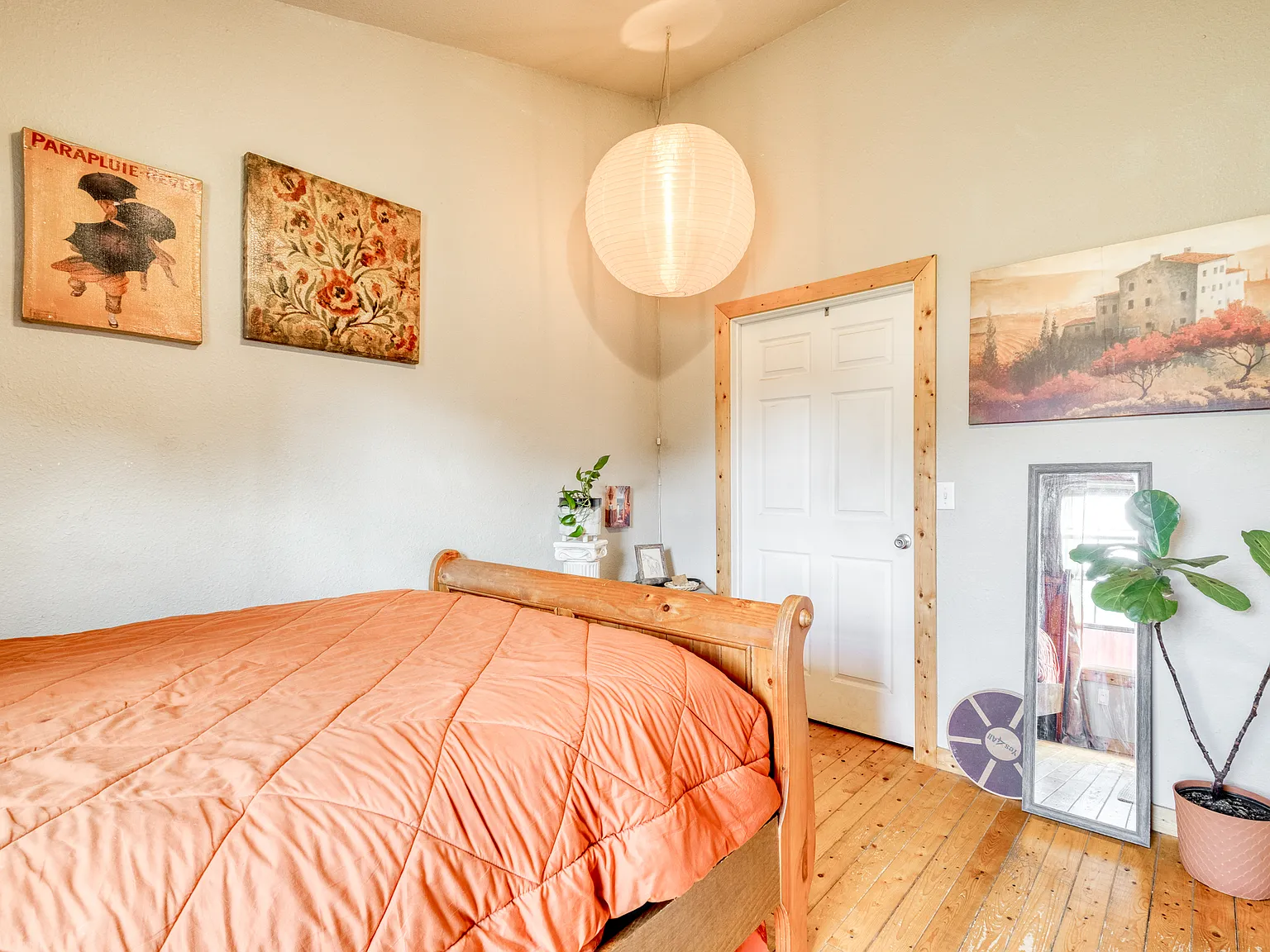 3 bed, 1215 sqft, $1,650 — Photo 4