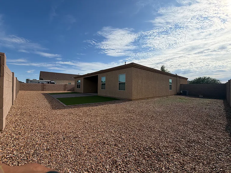 6853 S Portugal Ave — Photo 34
