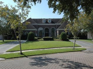 54 Heathrow Ln, Sugar Land, TX 77479