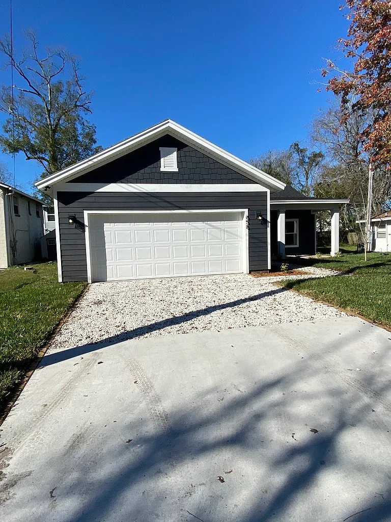 658 Chestnut Street - 1 — Photo 2