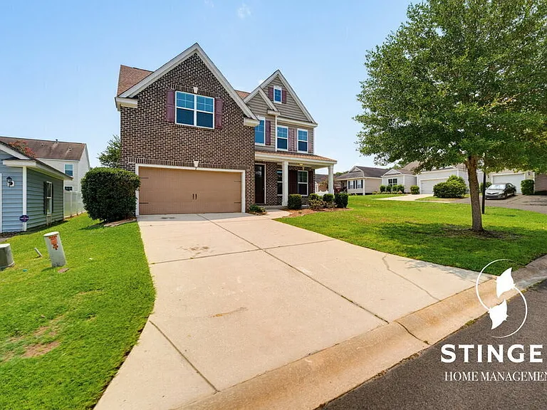 2 Congaree Way — Photo 1
