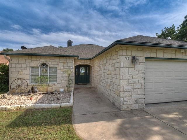 1st image of 118 Agarita Dr