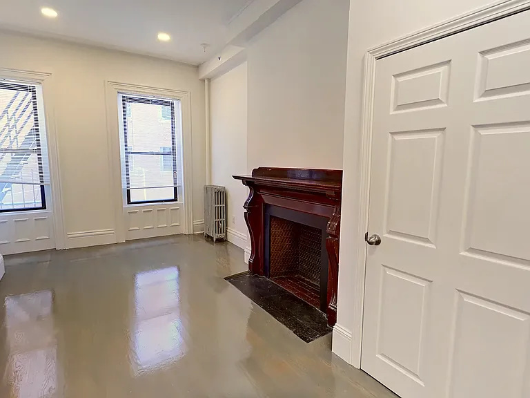 270 Newbury St #2 — Photo 2