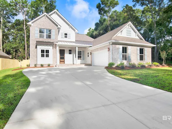 215 Pliska St, Fairhope, AL 36532