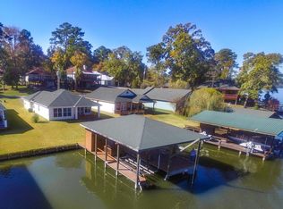 202 Dove Is, Livingston, TX 77351