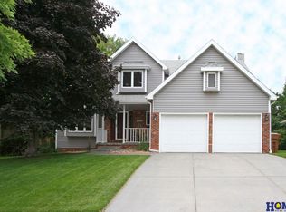 5131 Valley Forge Rd, Lincoln, NE 68521