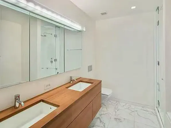 1 York Street 5B image 3 of 12