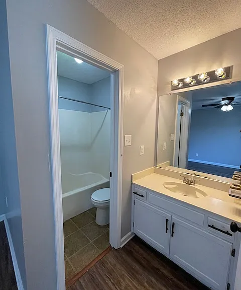 6895 Northknoll Ave — Photo 17
