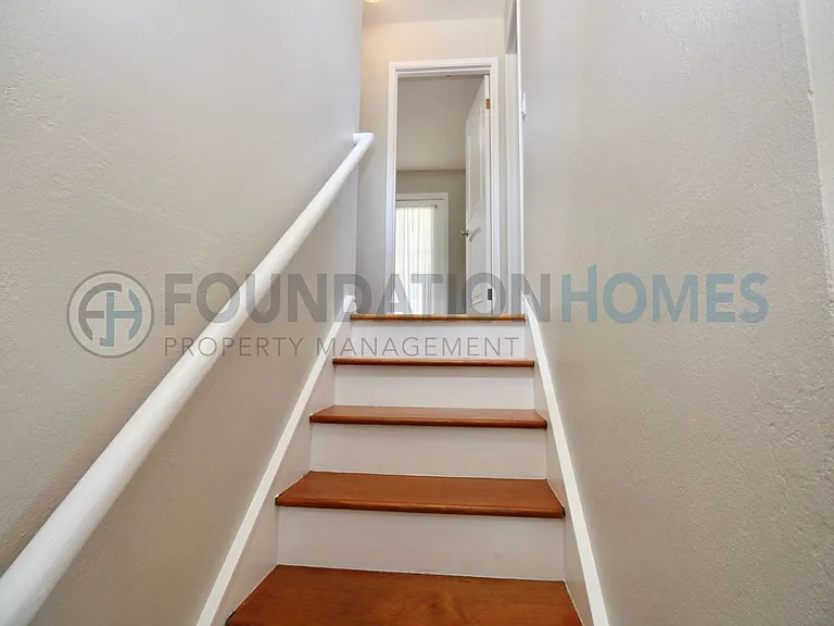 12 Perry Walk — Photo 8