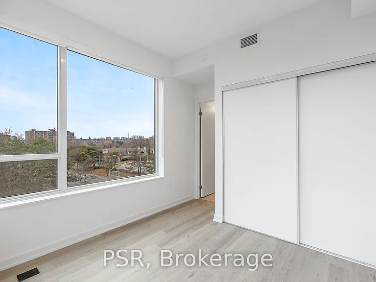 4365 Bloor St W #508 — Photo 7