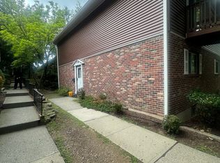 225 Edgemoor Rd APT A, Bridgeport, CT 06606