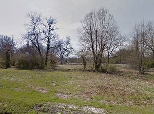 916 S Spruce St, Pine Bluff, AR 71603