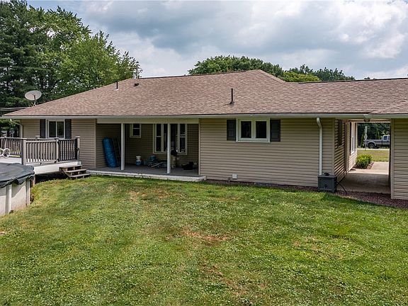 4th image of 3175 Maplewood Dr