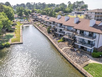 (Undisclosed Address), Hot Springs National Park, AR, 71913