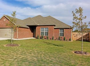 2303 SW Elington St, Bentonville, AR 72713