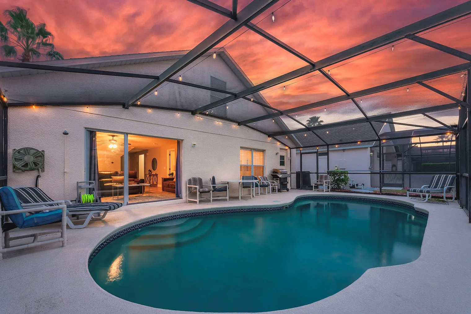 4 bed, 3.0 bath, 1819 sqft, $3,681 — Photo 3