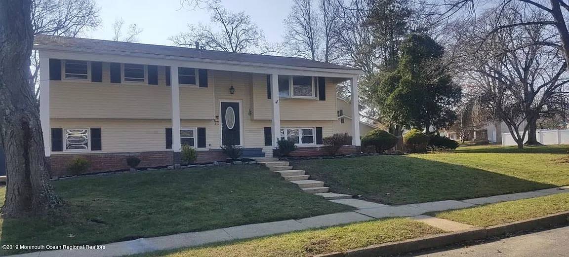 34 Louisiana Pkwy photo 1