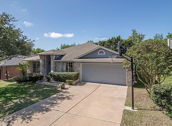 2nd image of 1212 Highland Dr