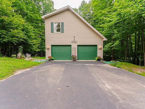 5th image of 209 Black Ridge Ct