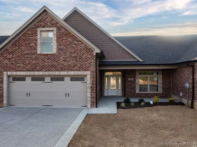 1898 Mystic Falls Circle UNIT 203, Jeffersonville, IN, 47130