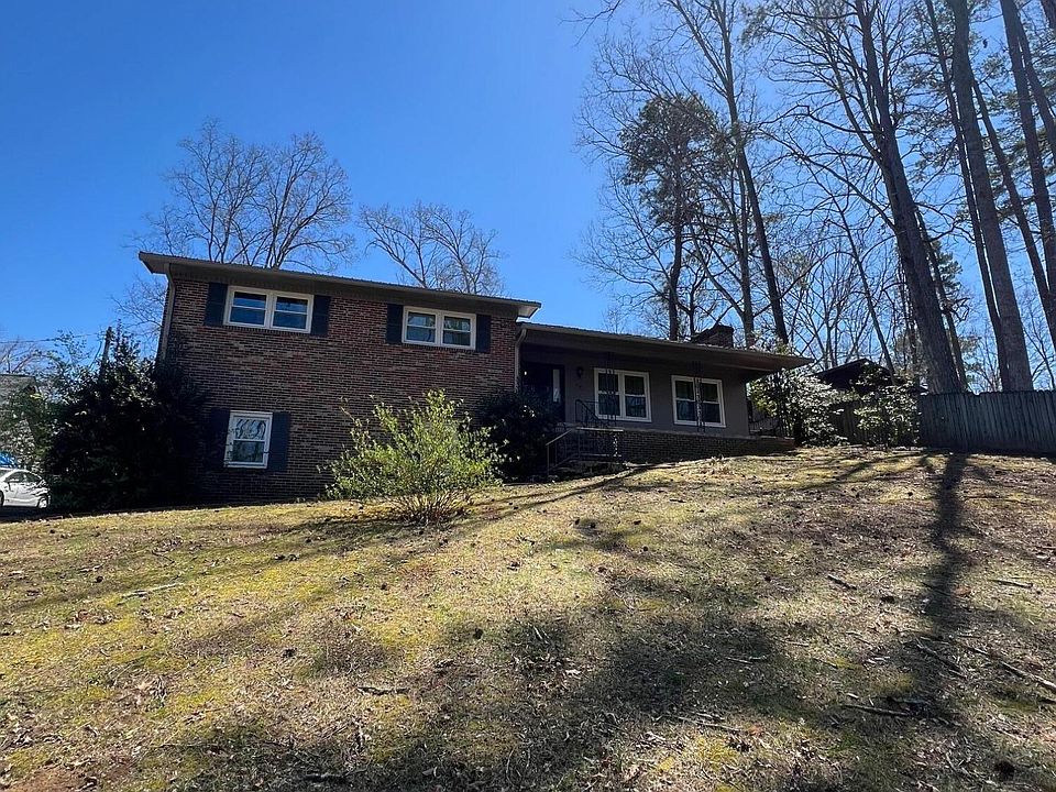 2nd image of 2230 Brentwood Dr NW