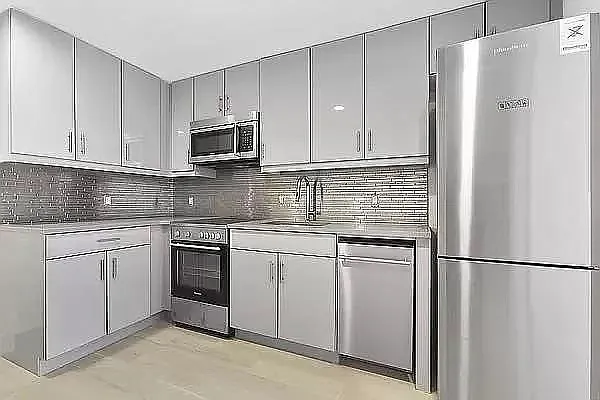 Rented by DejaView Residential Inc | media 16