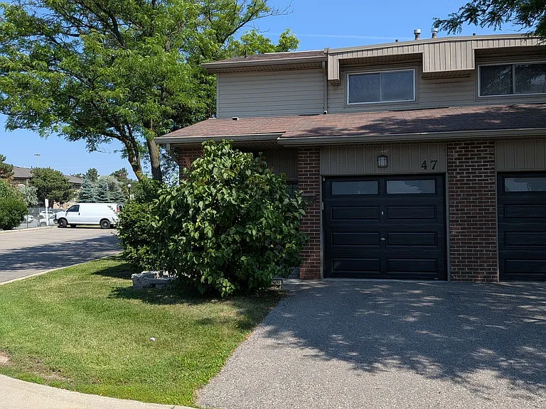 485 Meadows Blvd #47 — Photo 2