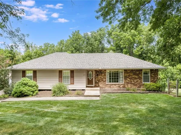400 Overland Dr, Liberty, MO 64068