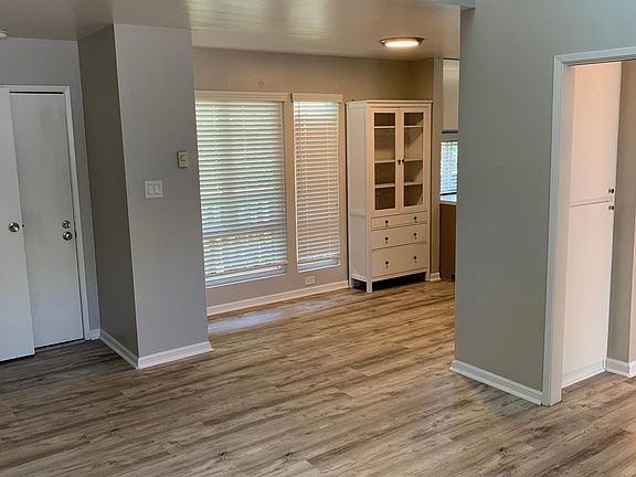 4th image of 1411 Oxford St #3