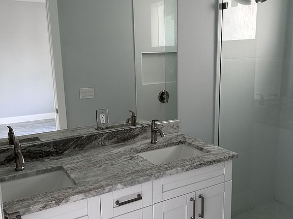 2nd image of 5274 Coronado Pkwy #102