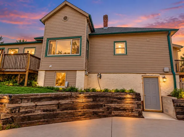 2954 Martha St #2, Omaha, NE 68105