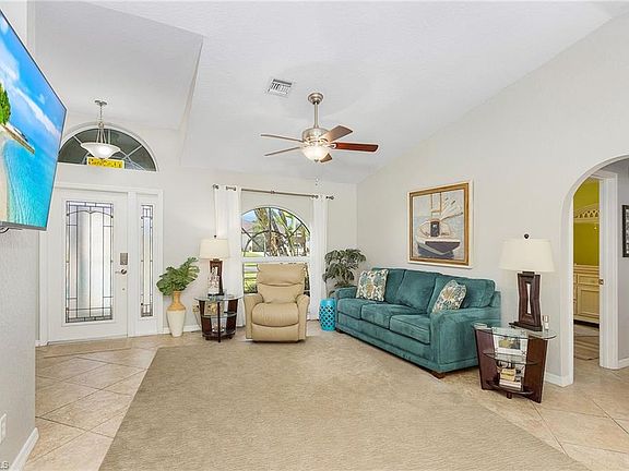5th image of 1148 SW 42nd Ter