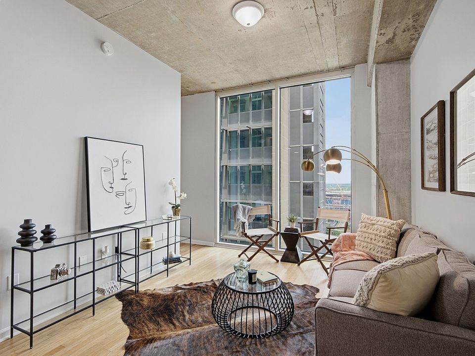 1st image of 415 Church St APT 2411
