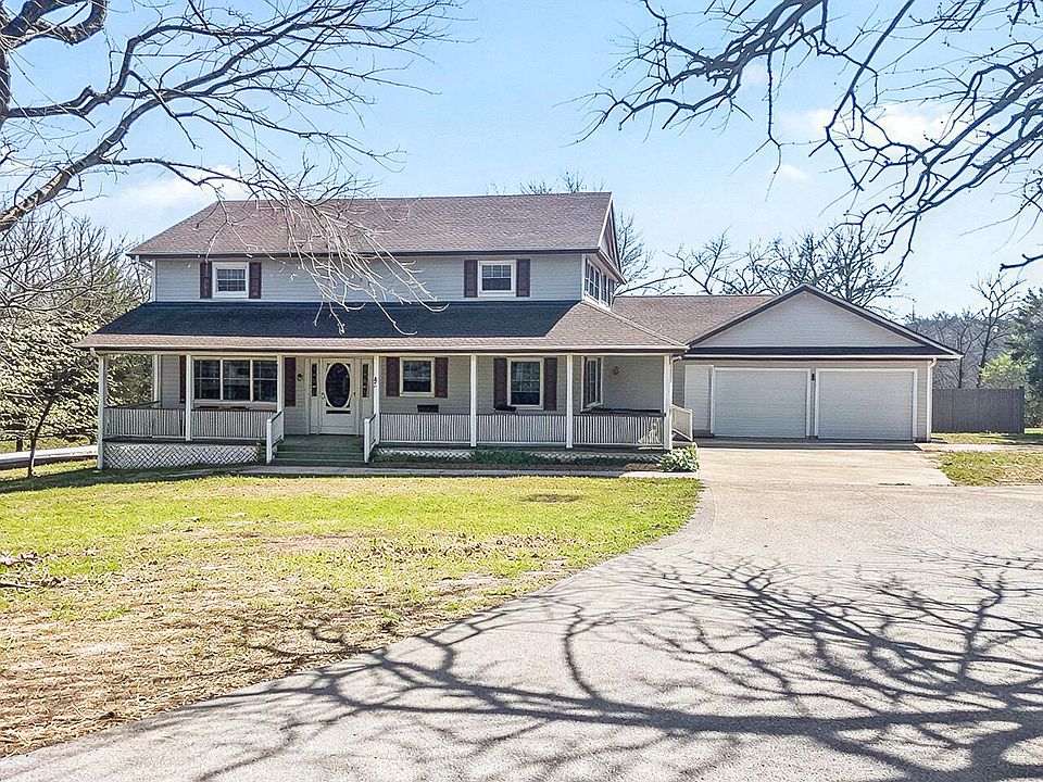 1st image of 330 Boswell Road