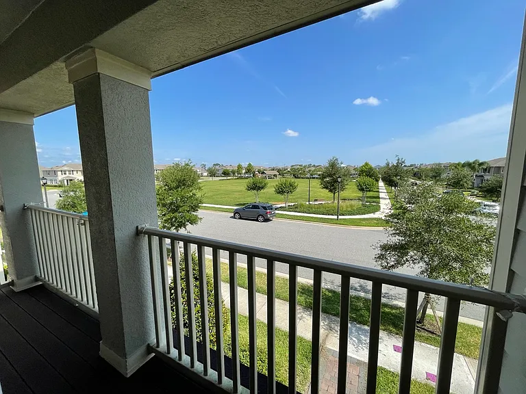 16349 Admirals Cove Ln — Photo 23